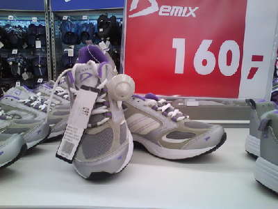 3f66c9f6e0843fb66cb52f772e93ae78.JPG Женкие кроссовки, цена 160 грн., возможна скидка 30%, есть размеры от 35 до 39