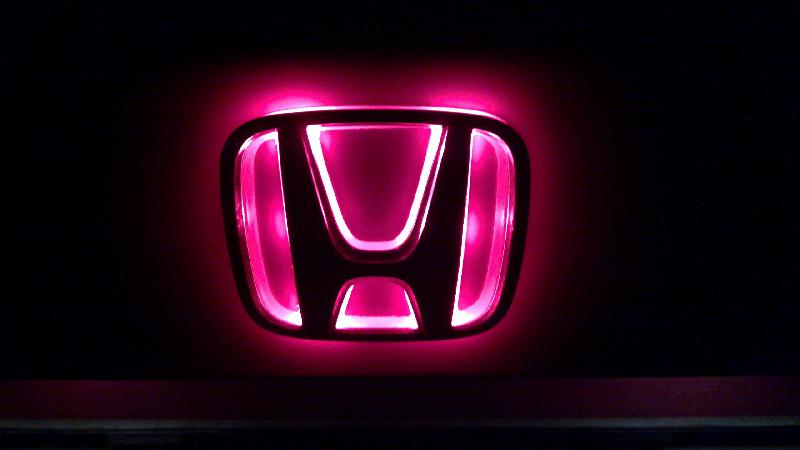 Эмблема для Honda