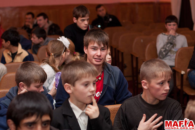 Воспитанников Краснохуторской школы поздравили с днем Святого Николая