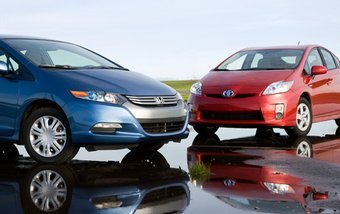 Honda Insight и Toyota Prius
