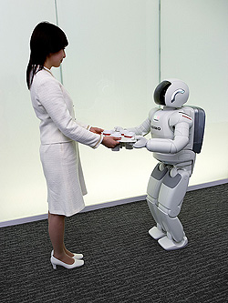 Компания Honda представила обновленного гуманоидного робота ASIMO